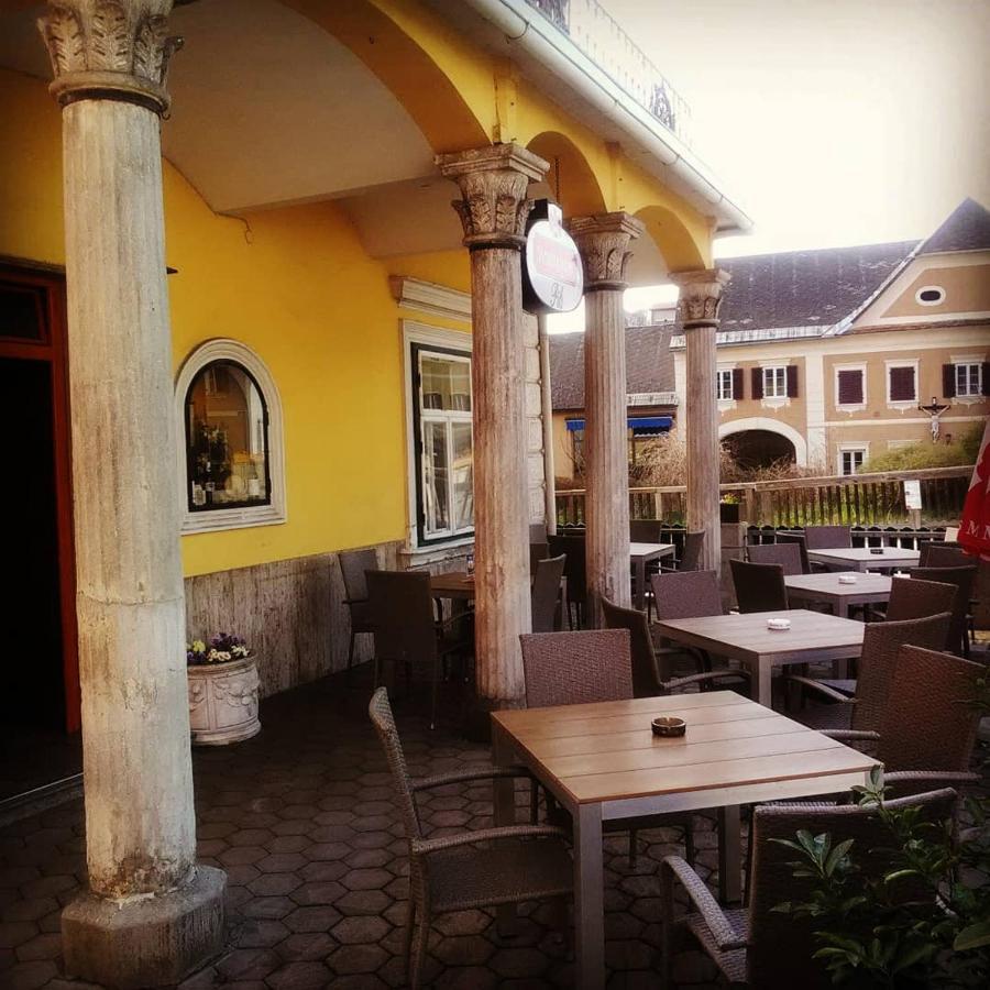 Zur Goldenen Krone Ehrenhausen Exterior foto